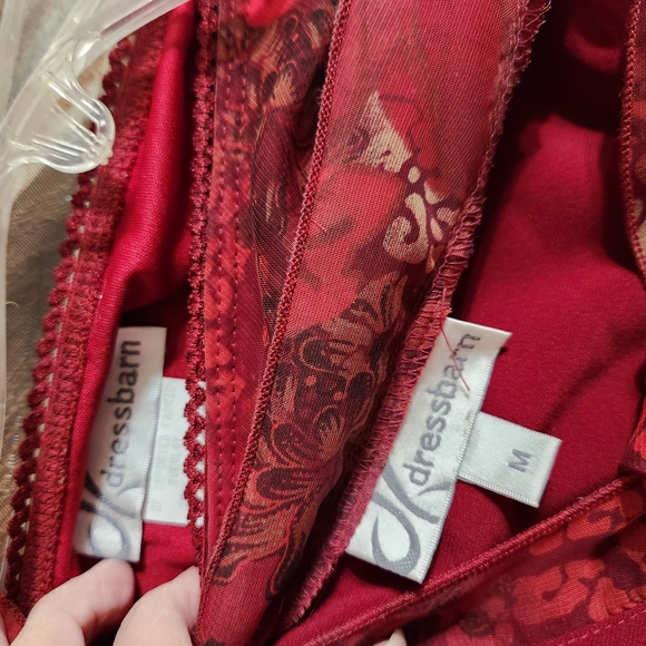 Dressbarn Elegant Red and Black Floral Dress - Picture 2 of 2